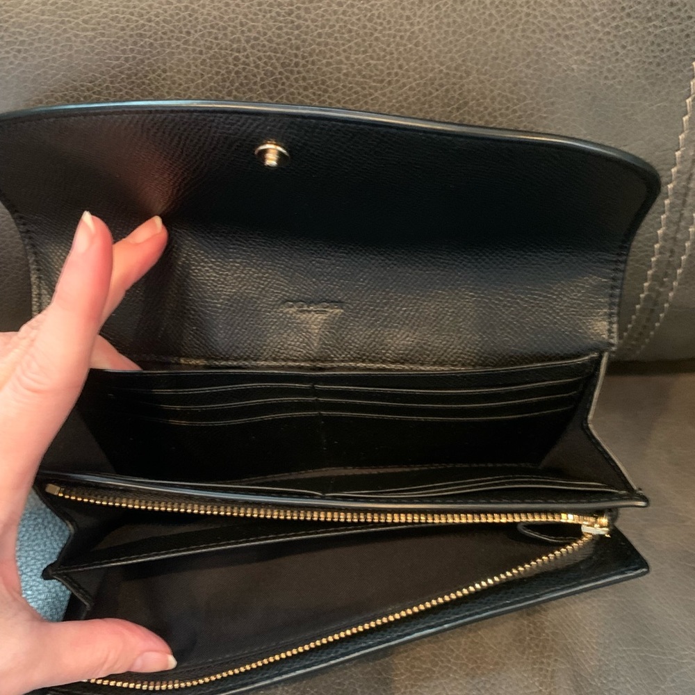 Large Coach Wallet- Black - Picture 3 of 3